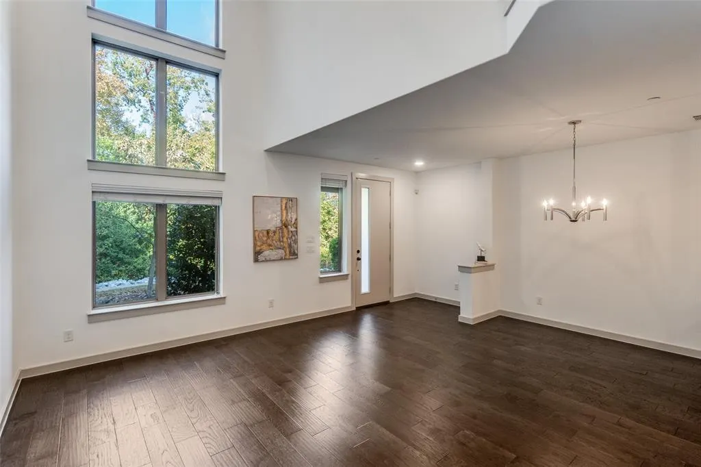 1423 Lamb Drive