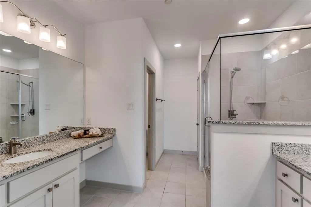 1423 Lamb Drive