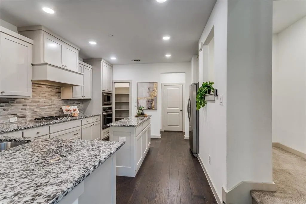 1423 Lamb Drive