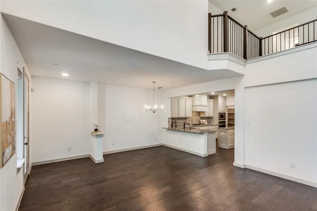 1423 Lamb Drive