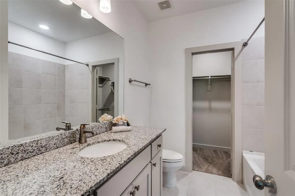 1423 Lamb Drive