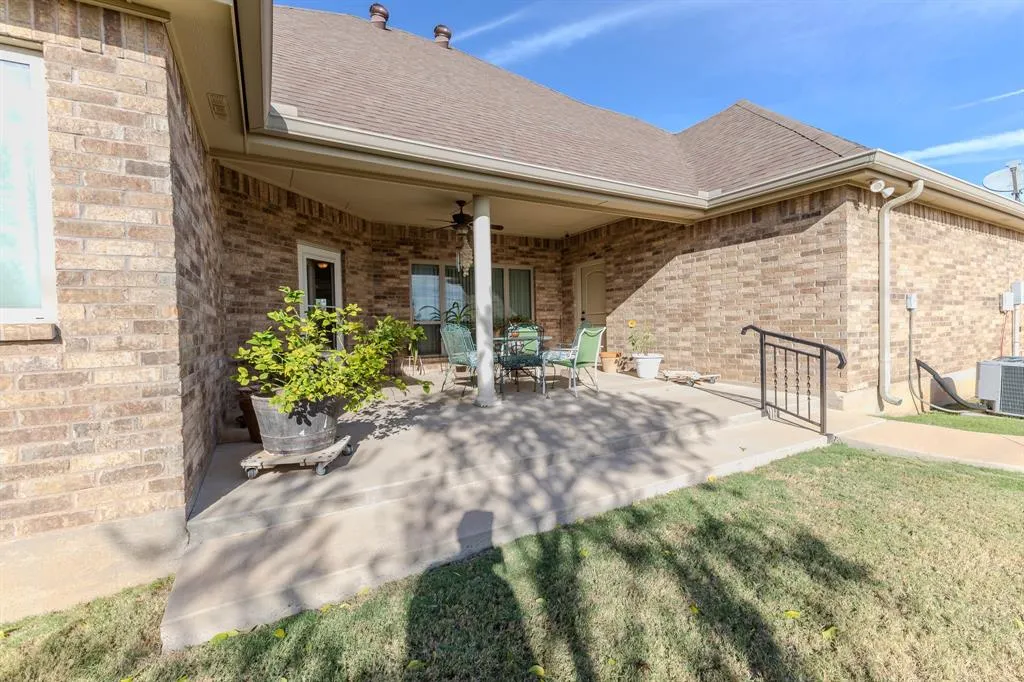2301 Ians Court