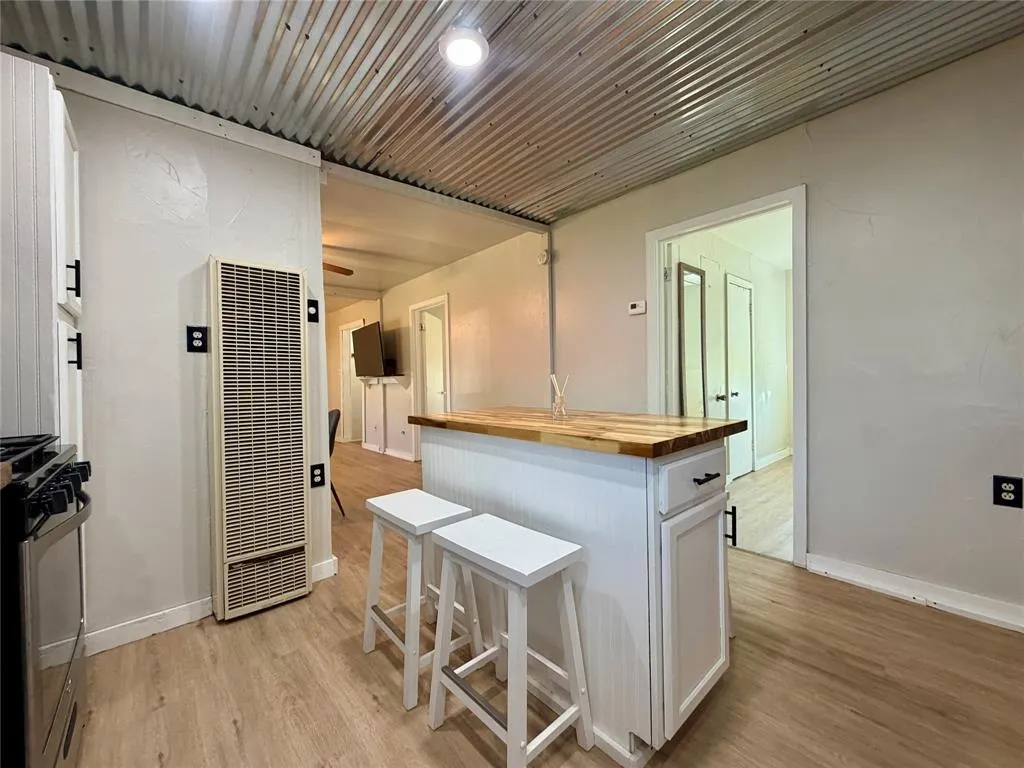 1234 Baker Street