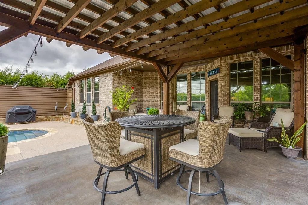 116 Sandstone Lane