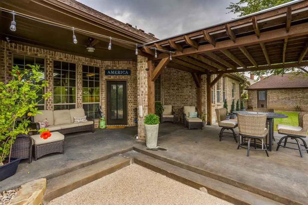 116 Sandstone Lane