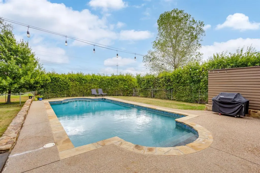116 Sandstone Lane