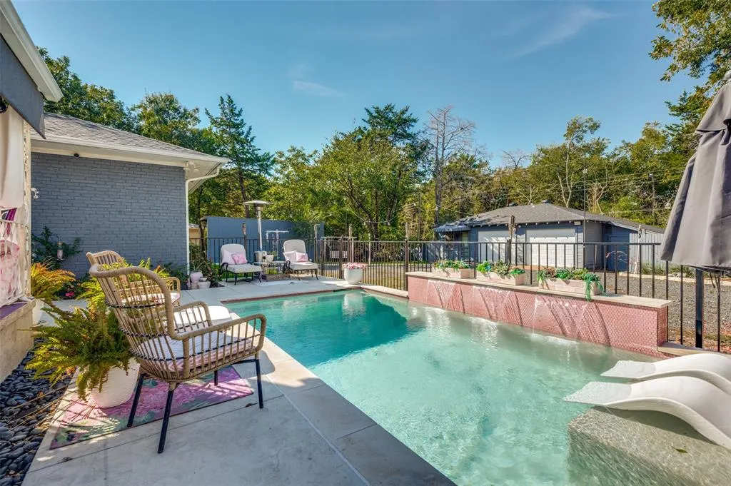 5307 Moneta Lane