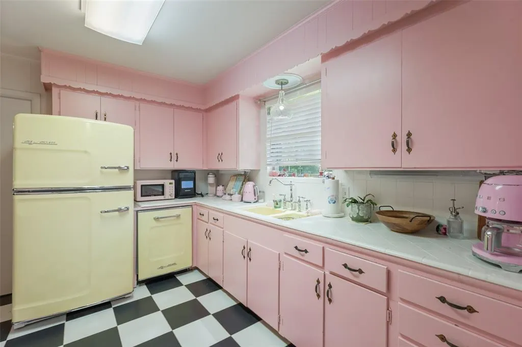 5307 Moneta Lane