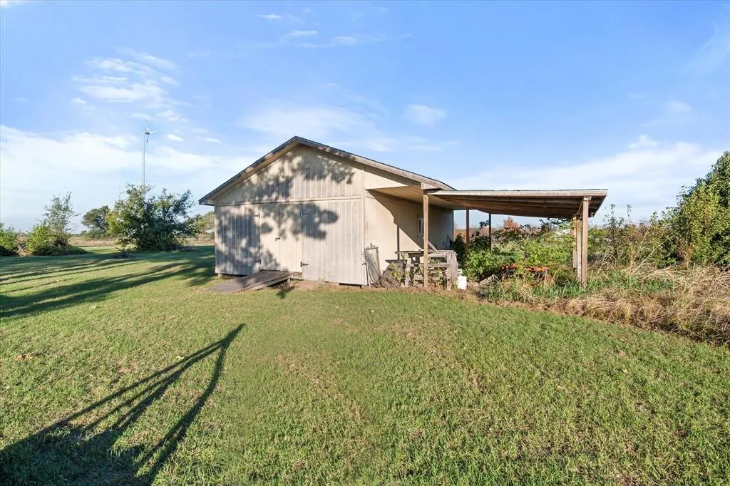 353 Brazier Road