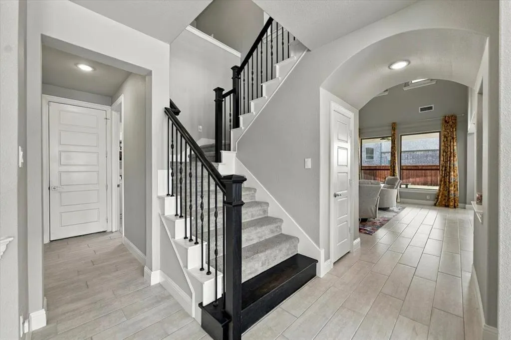9300 Pecan Woods Trail