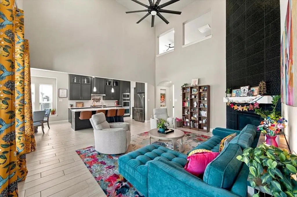 9300 Pecan Woods Trail
