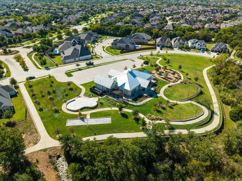 9300 Pecan Woods Trail