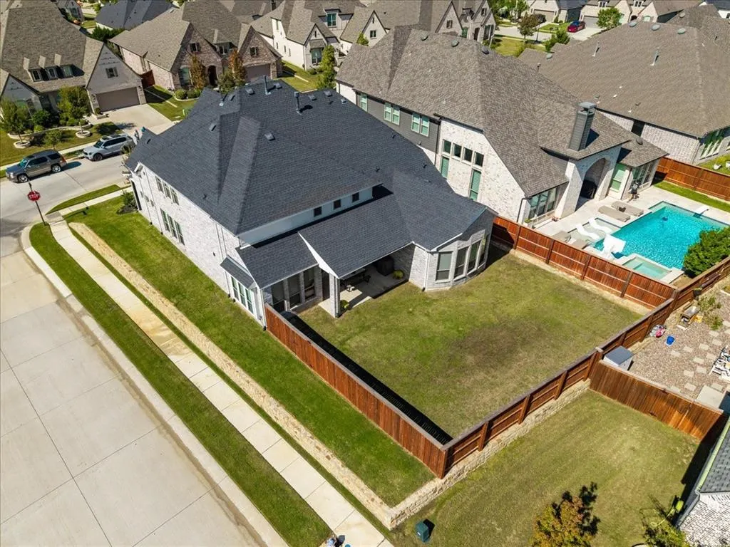 9300 Pecan Woods Trail