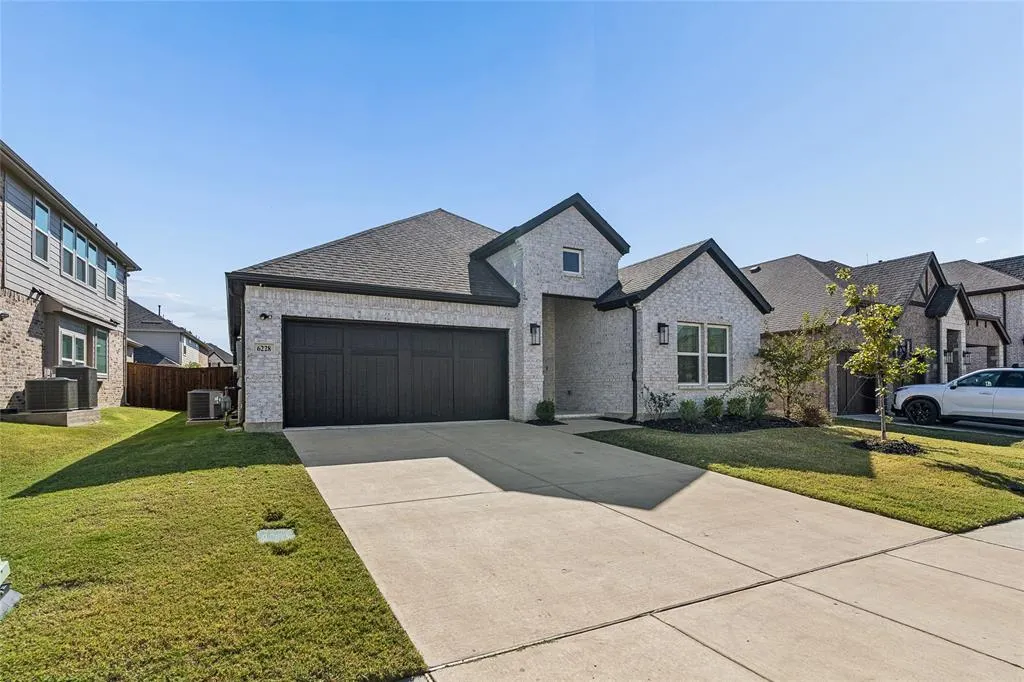 6228 White Creek Drive