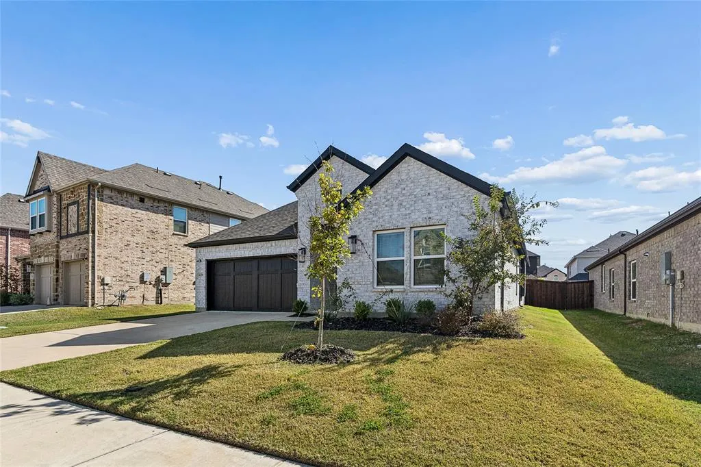 6228 White Creek Drive