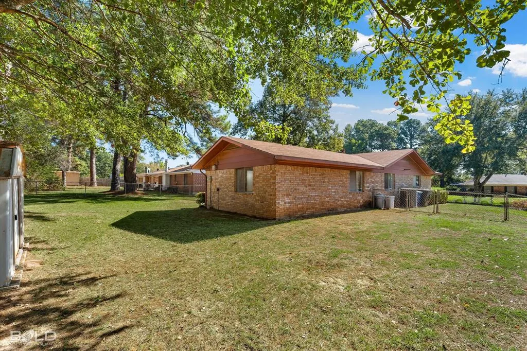 1626 Applewood Drive