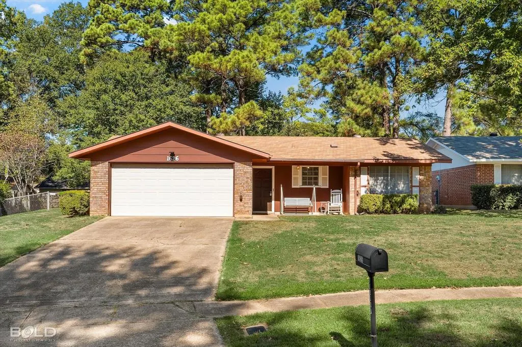 1626 Applewood Drive