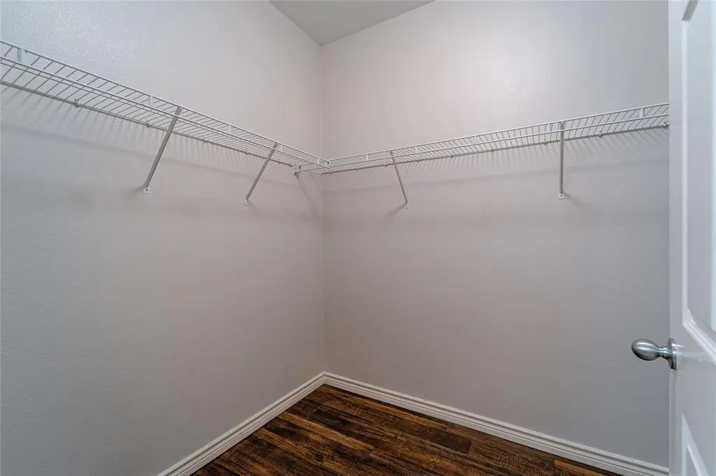 3102 Kings Road #203