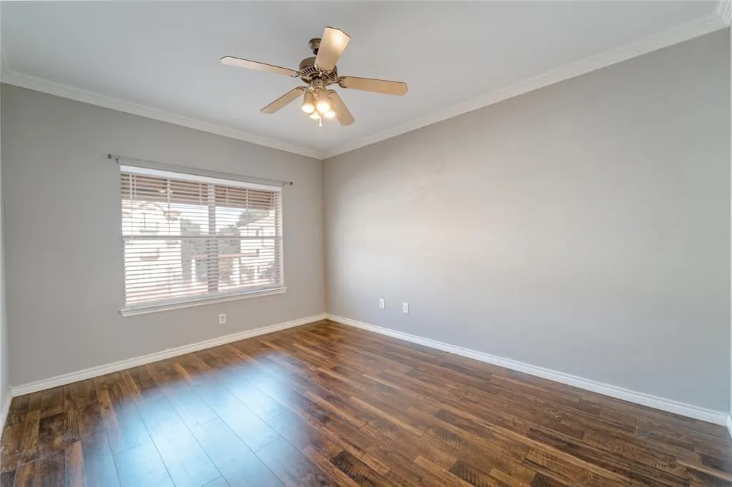 3102 Kings Road #203