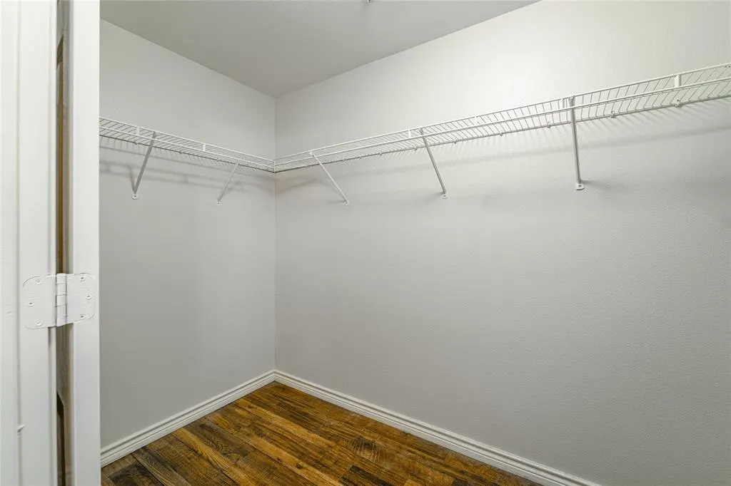 3102 Kings Road #203