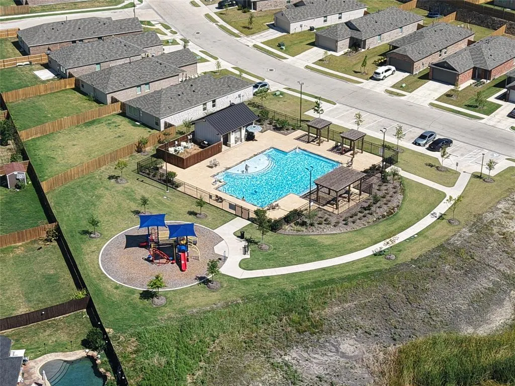 965 Canterbury Lane