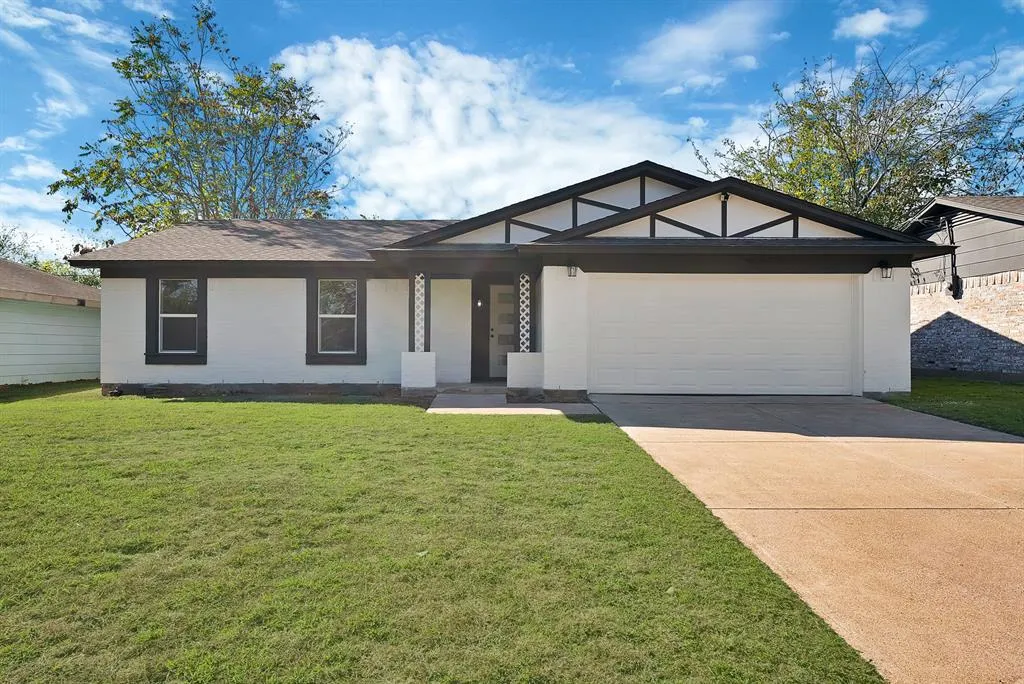 858 Lexington Drive