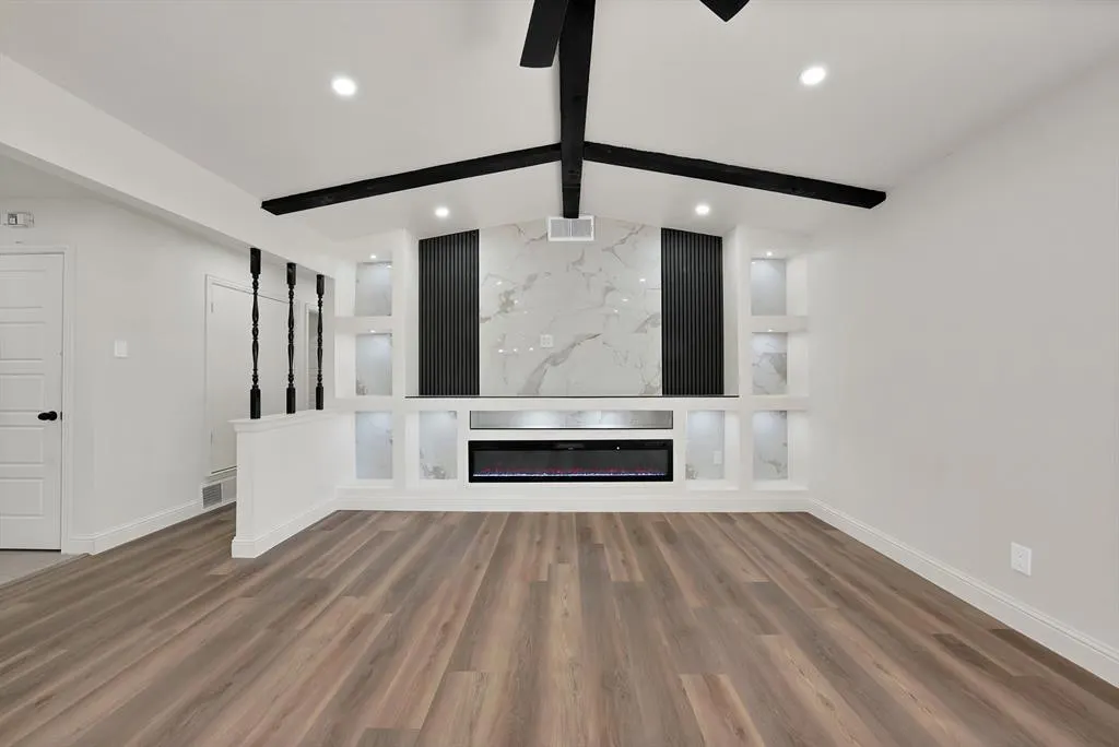 858 Lexington Drive