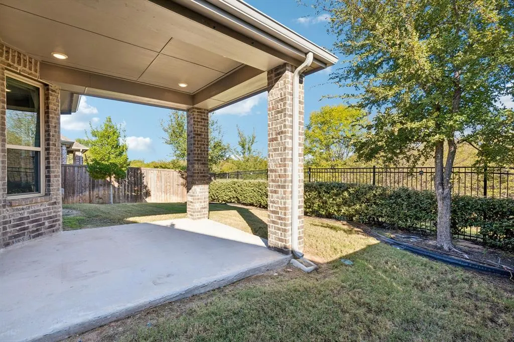 1205 Shire Drive
