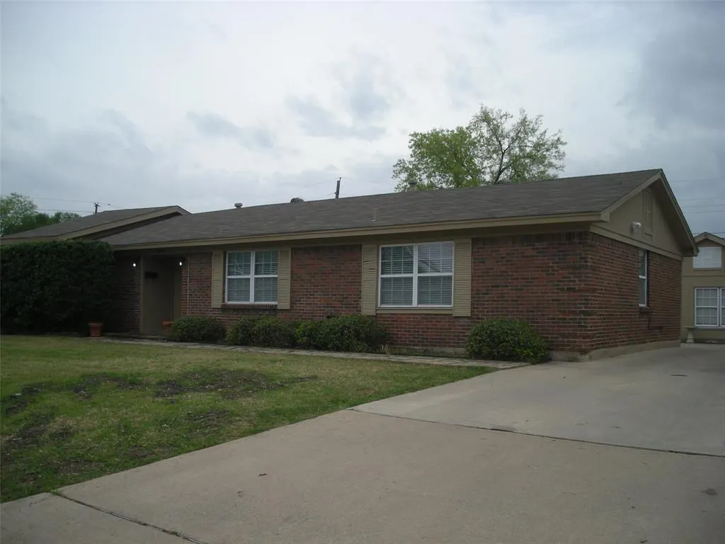 3074 Valwood Parkway