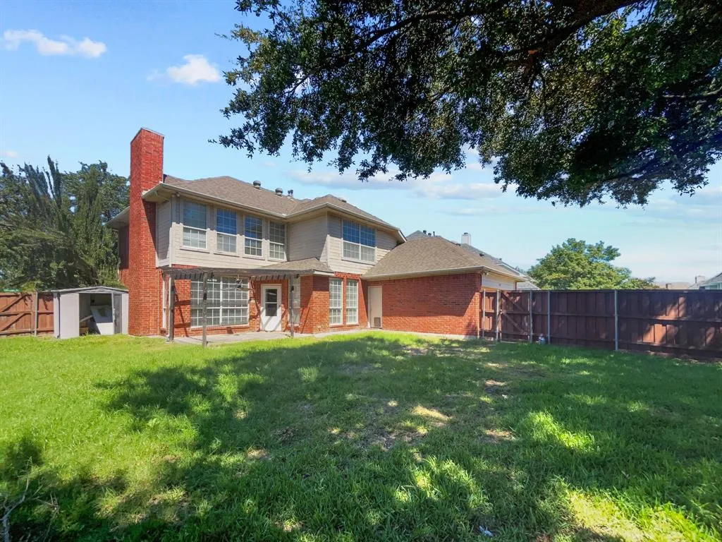 2132 Cliffside Drive