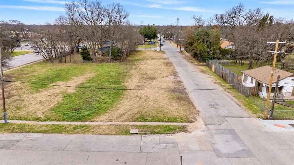 3301 Metropolitan Avenue