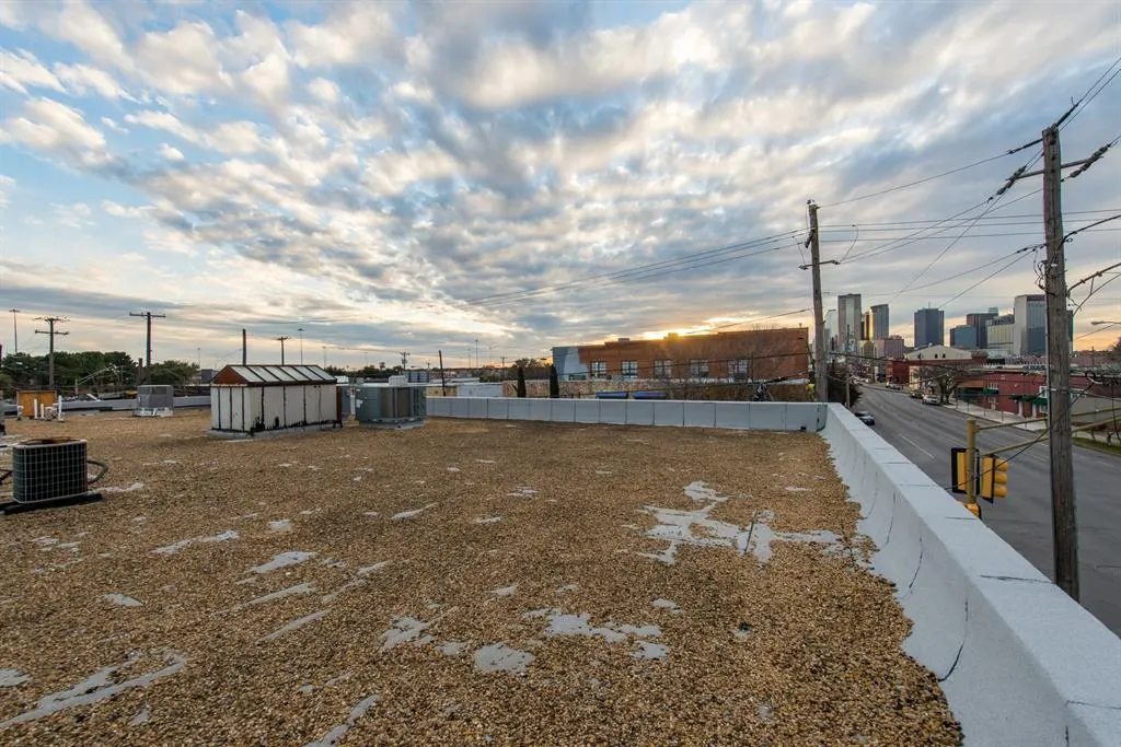 3100 Commerce Street #160