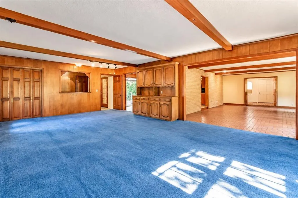 9309 Vinewood Drive
