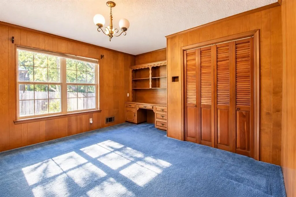 9309 Vinewood Drive