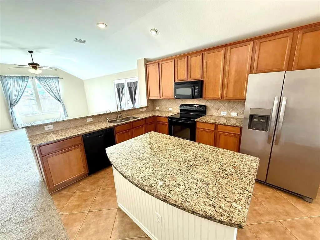 2111 Red River Road