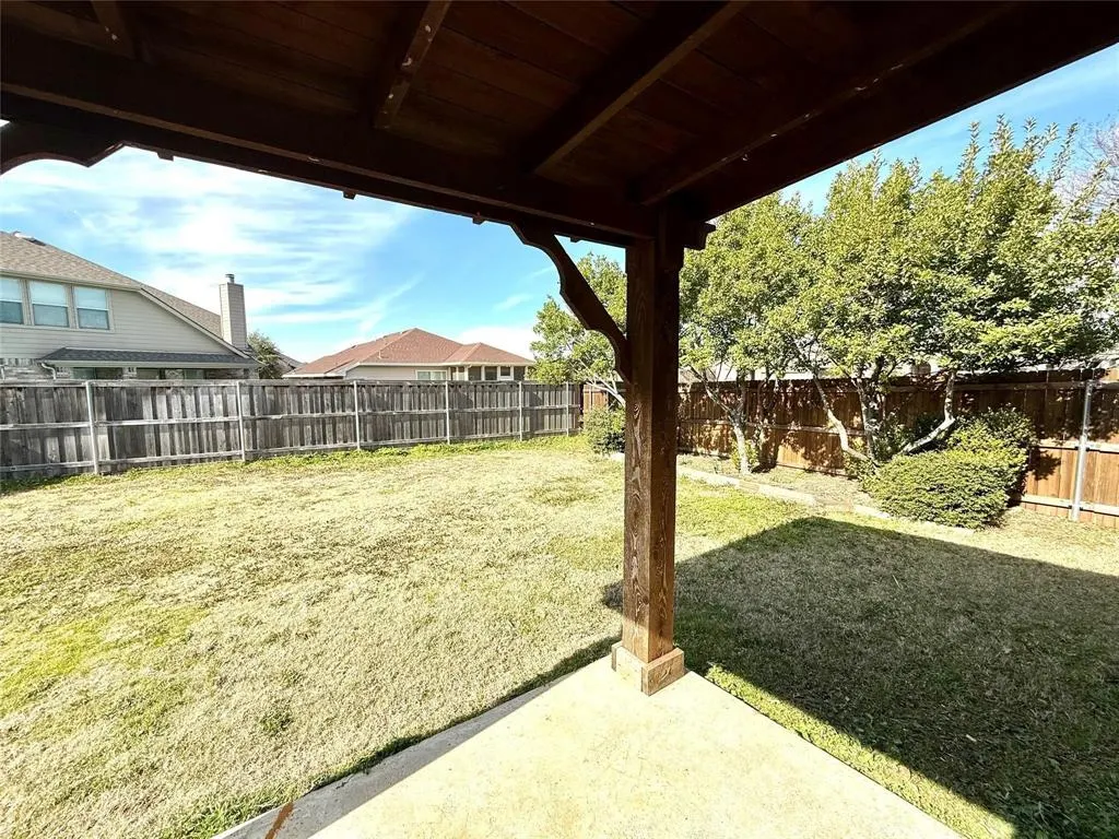 2111 Red River Road