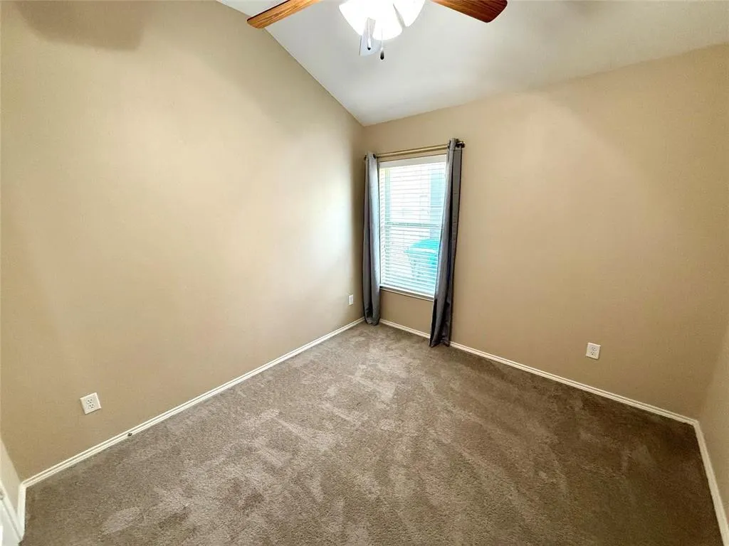 2111 Red River Road