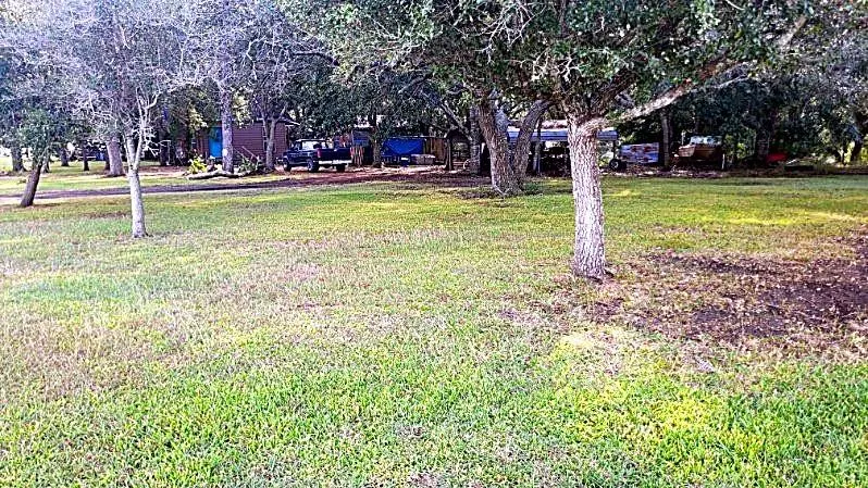 210 Oak Hollow Street