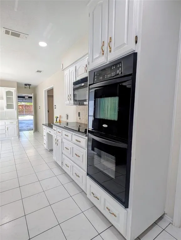 2100 Arlena Drive