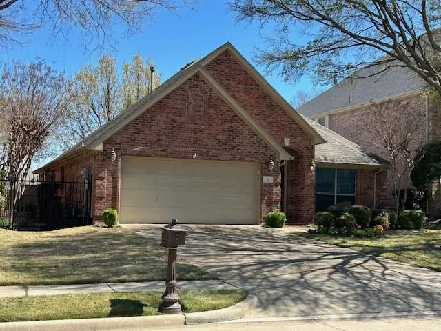 28 Emerald Pond Drive