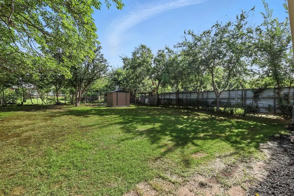 106 Tarrant Drive
