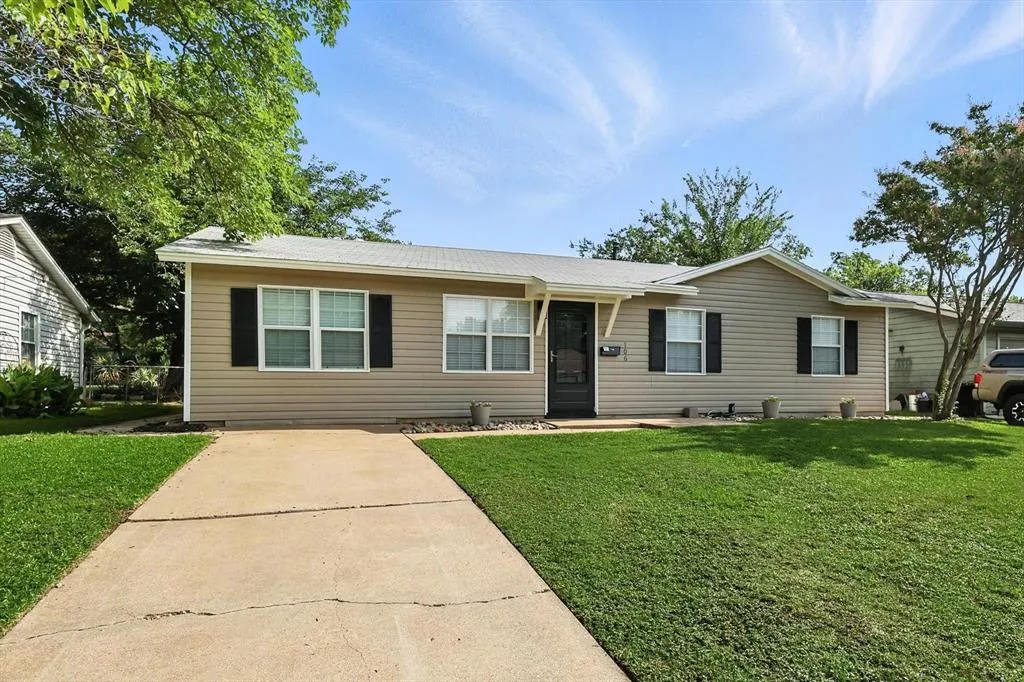 106 Tarrant Drive