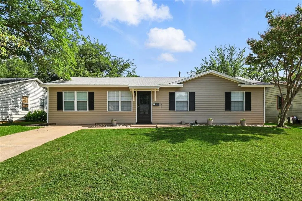 106 Tarrant Drive