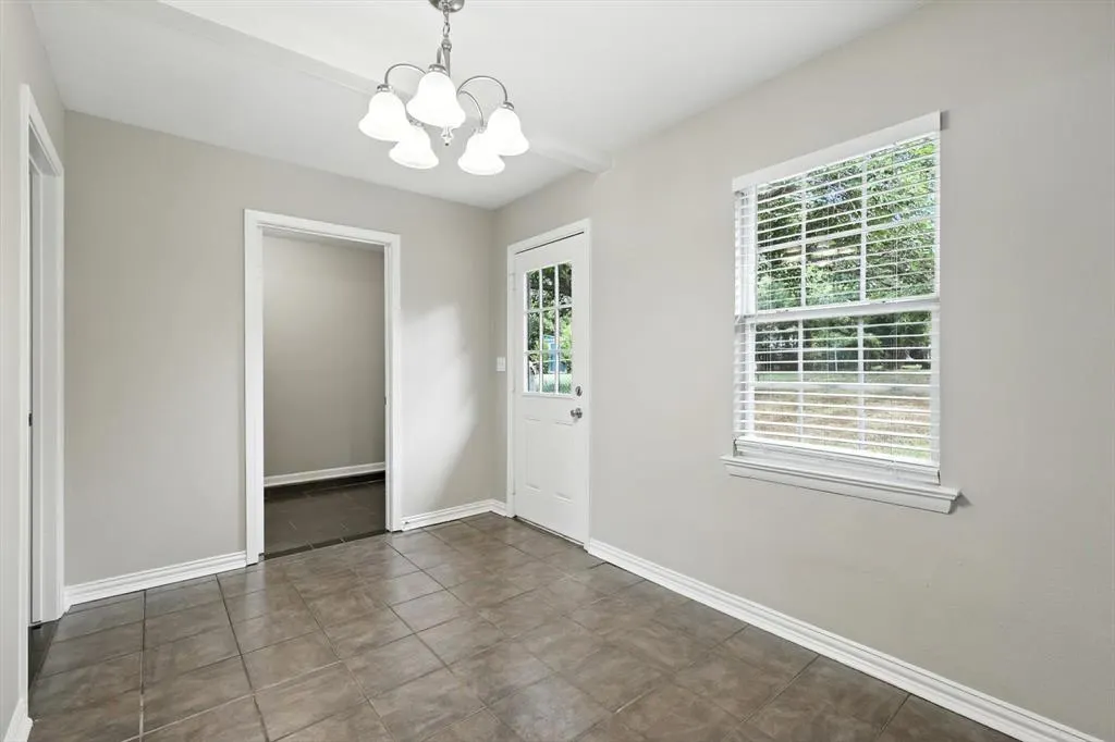 106 Tarrant Drive