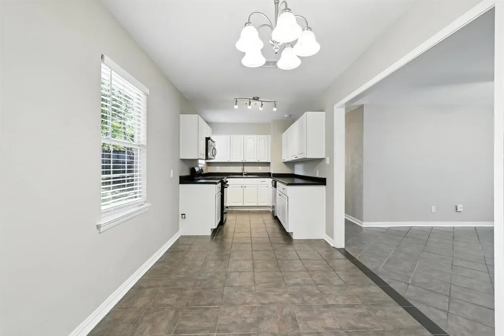 106 Tarrant Drive