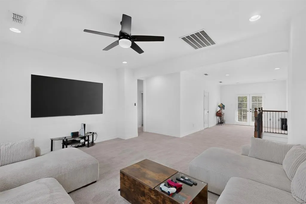6606 Windward View Drive