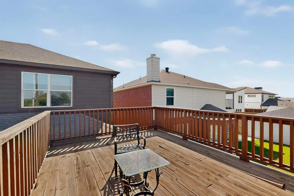 6606 Windward View Drive