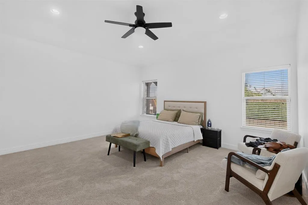 6606 Windward View Drive