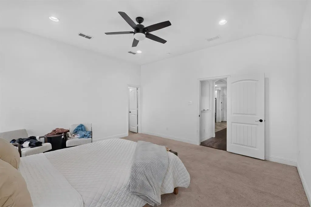 6606 Windward View Drive