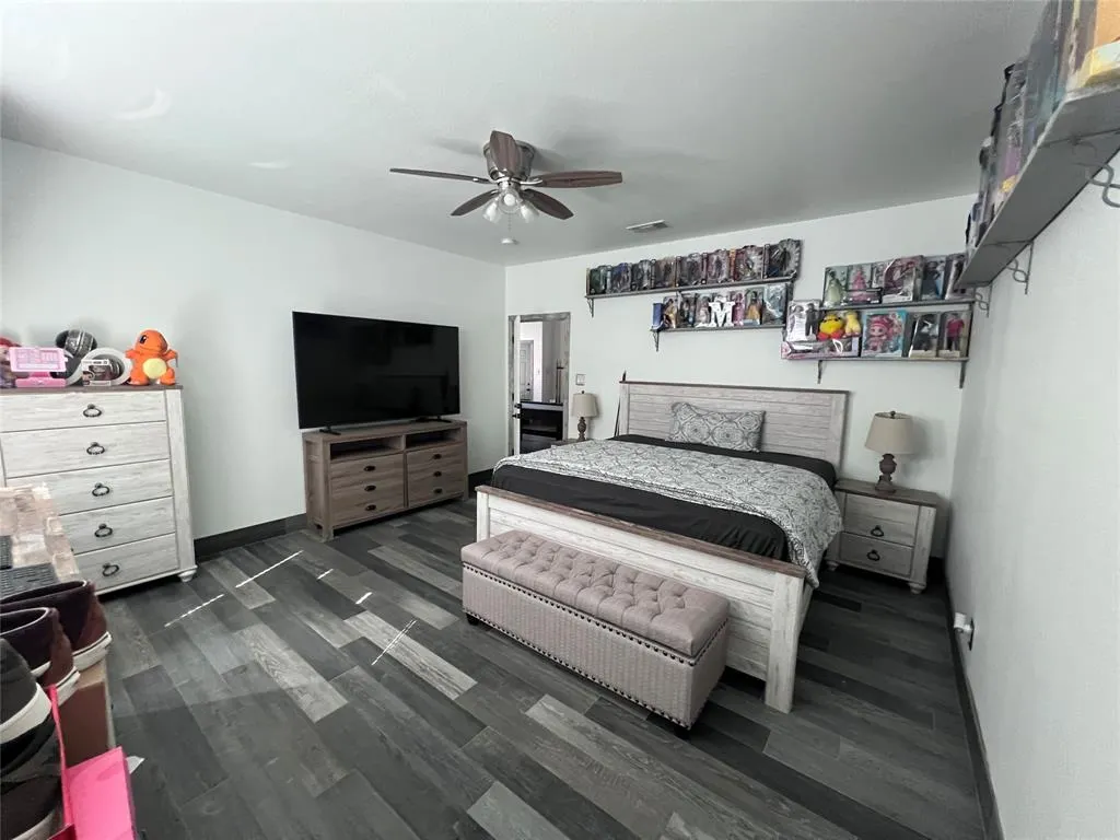 201 Darien Drive